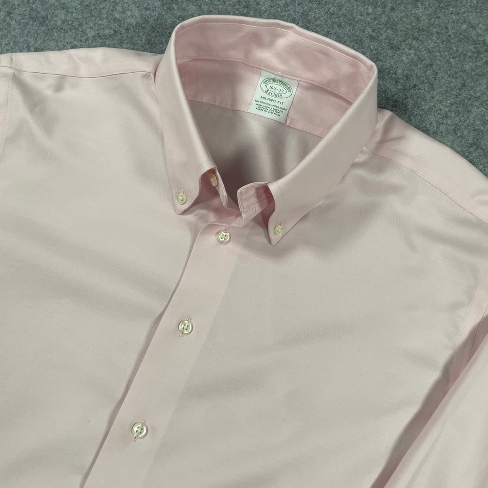 Brooks Brothers Mens Button Down Shirt 16½-33 Pink Long Sleeve Milano Fit